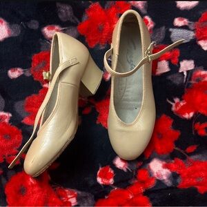 Nude Children’s heels